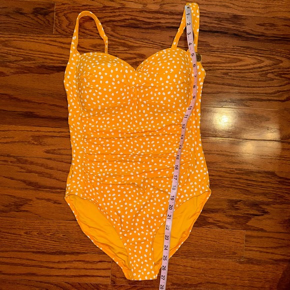SOLD 💕NWT Niptuck Swim Yellow Polka Dot Slimming Joanne One Piece Swimsuit - Picture 15 of 15